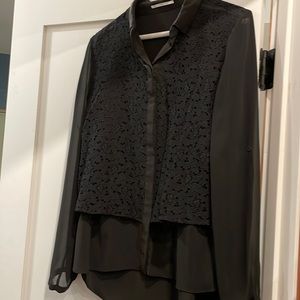 Eyelit Tahari top